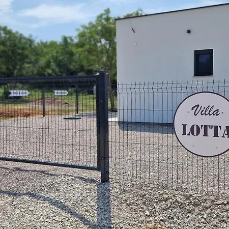 빌라 Lotta By Istrialux 라빈