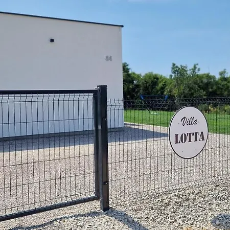 Βίλα Lotta *