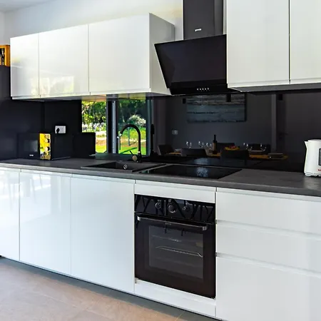 Lotta By Istrialux Labin (Istria)