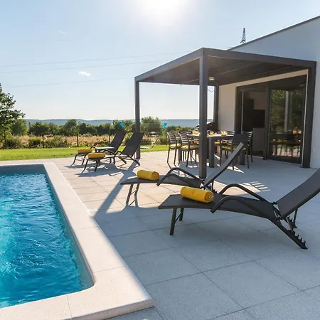 Villa Lotta Labin (Istria)
