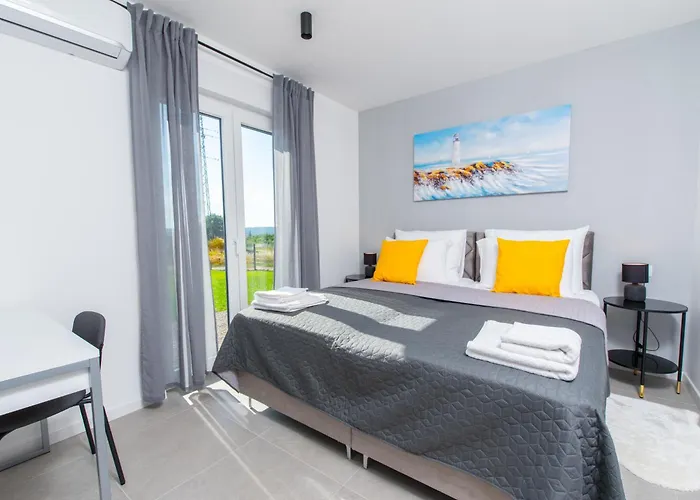 Lotta By Istrialux Villa *