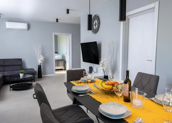 Lotta By Istrialux * Labin (Istria)