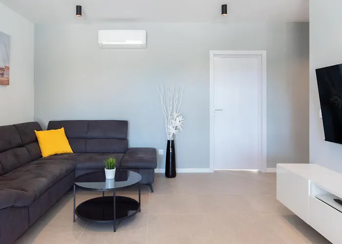 Lotta By Istrialux *